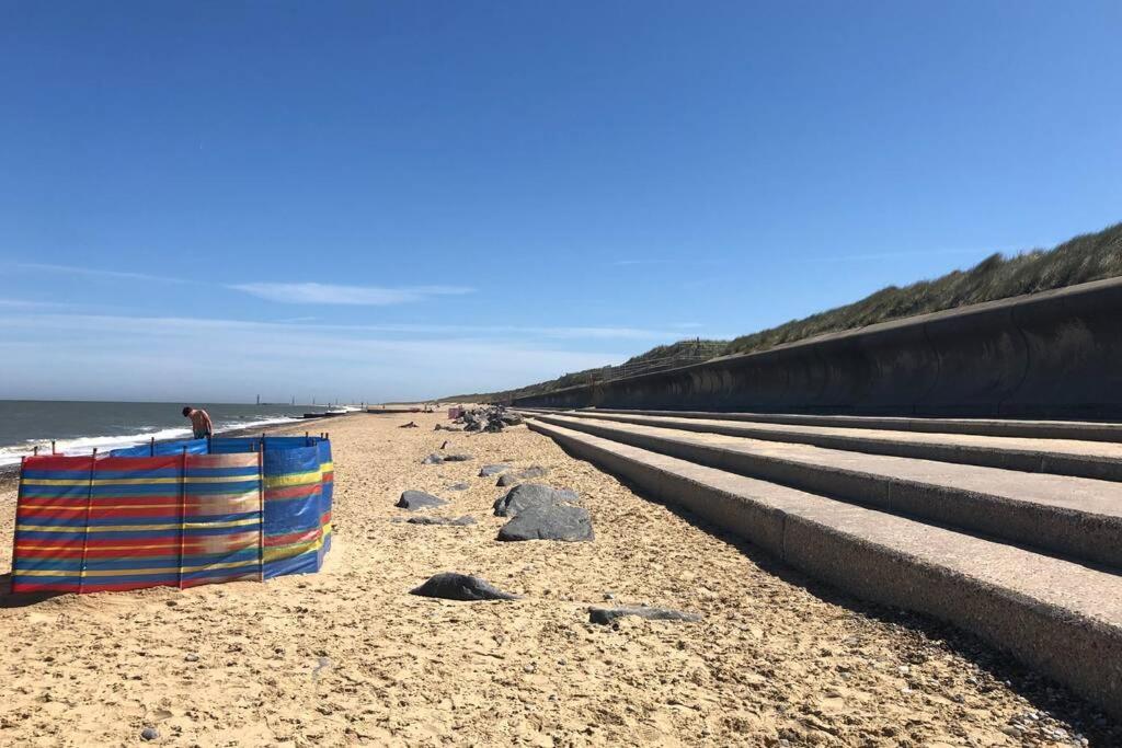 Dog Friendly Cottage 2 Mins To Beach With Hot Tub And Zappi Ev Lessingham Eksteriør bilde