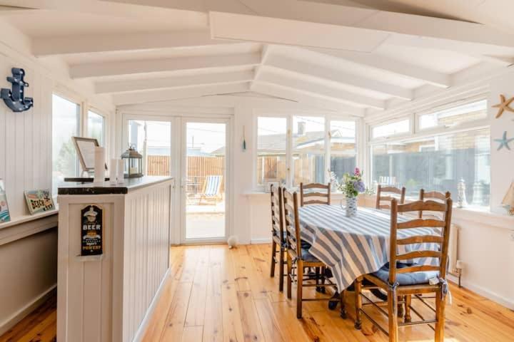 Dog Friendly Cottage 2 Mins To Beach With Hot Tub And Zappi Ev Lessingham Eksteriør bilde