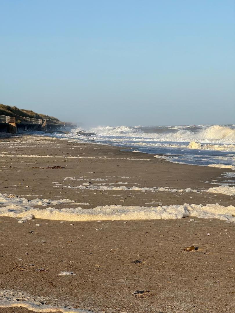 Dog Friendly Cottage 2 Mins To Beach With Hot Tub And Zappi Ev Lessingham Eksteriør bilde
